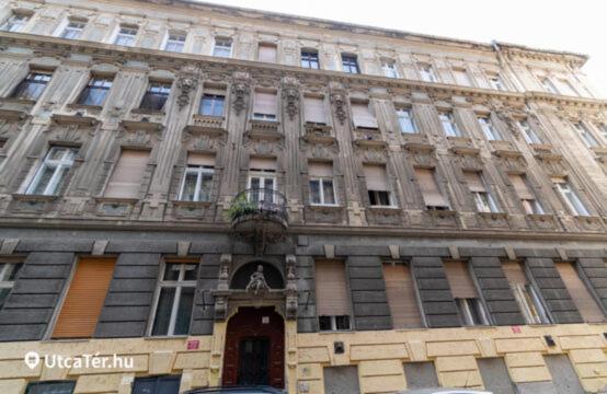Ejjeli Majom Hostel Budapest Eksteriør billede